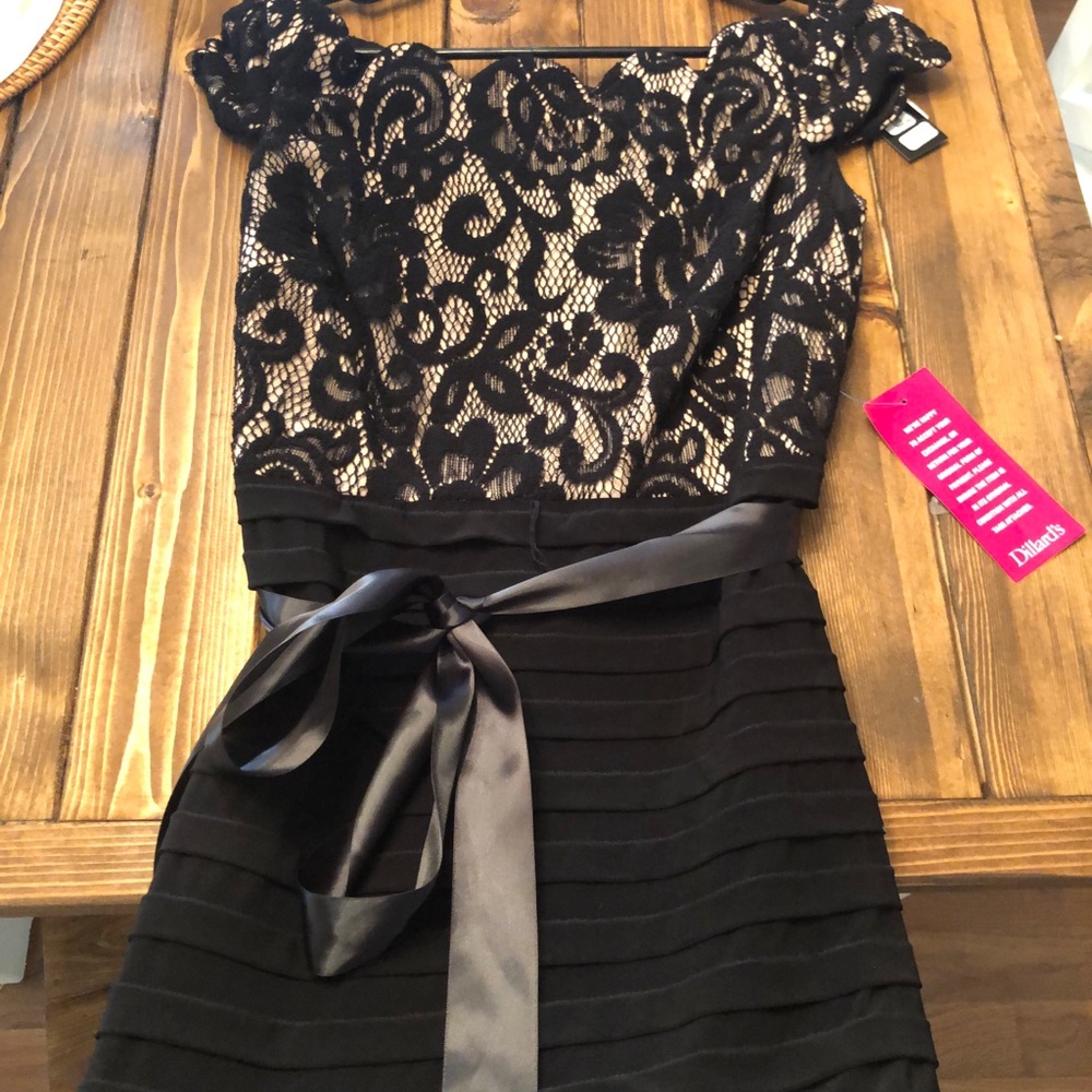 NEW Betsy & Adam Dress